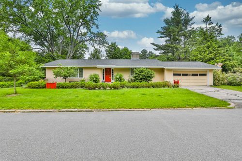 190 N Acres Rd, Manchester, NH, 03104-1857 | Card Image