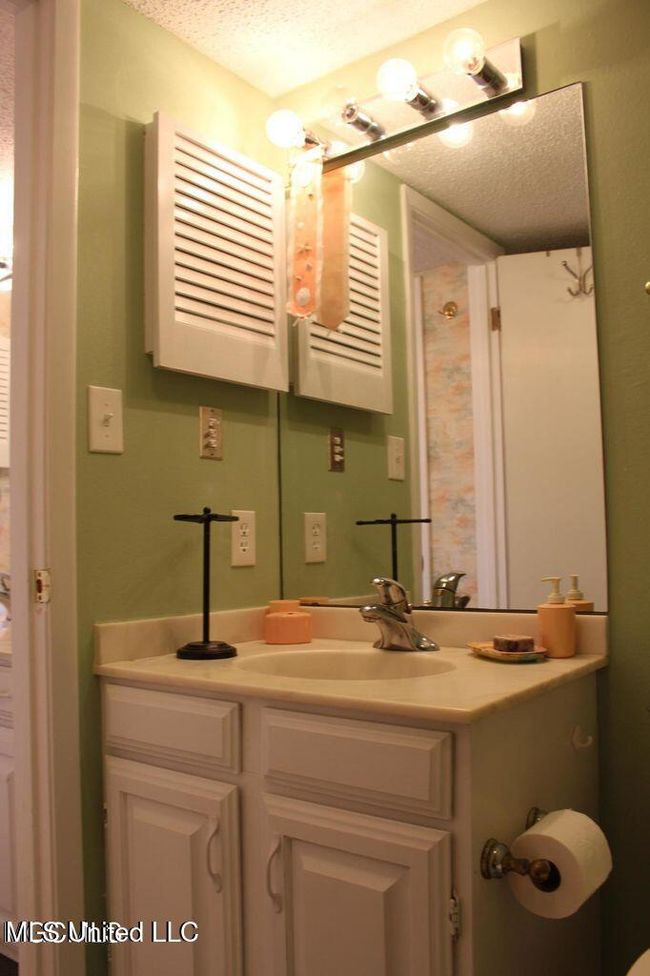 156 lanai 27 | Image 31