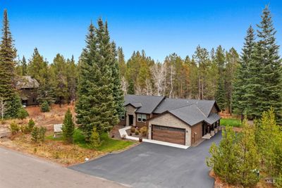 13090 Crane Shore Dr, House other with 3 bedrooms, 3 bathrooms and 2 parking in Donnelly ID | Image 1