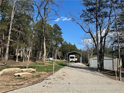 18439 Farm Road 2300, Eagle Rock, MO, 65641-7458 | Card Image