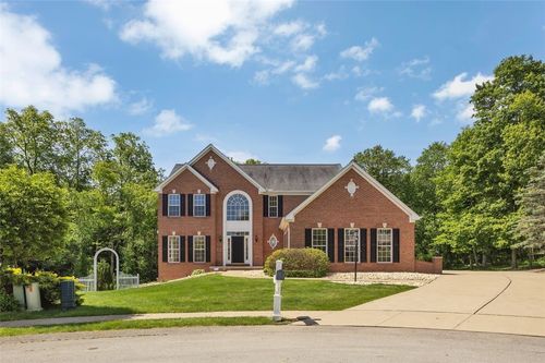 425 Mallard Dr, Cranberry Twp, PA, 16066-7609 | Card Image