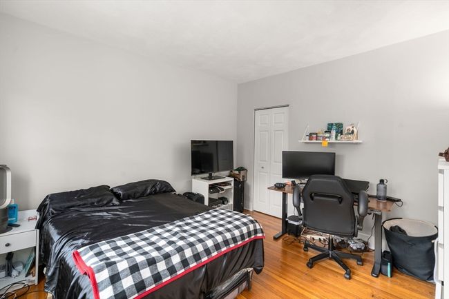 APT-4F - 1500 Commonwealth Ave, Condo with 2 bedrooms, 1 bathrooms and null parking in Boston MA | Image 10