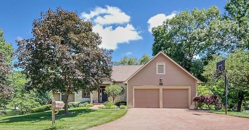 3309 Westwood Dr, Saint Joseph, MO, 64505-1500 | Card Image