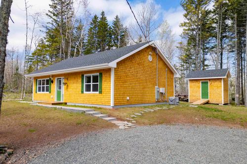 78 Whistle Stop Court, Westchester, NS, B0M2A0 | Card Image