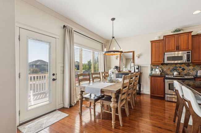 316 Everbrook Way Sw, House other with 4 bedrooms, 4 bathrooms and 4 parking in Calgary AB | Image 10