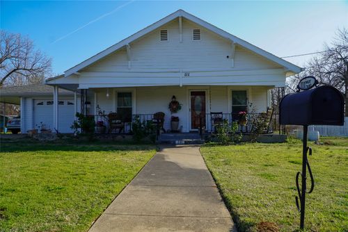 111 W 3rd St, Keene, TX, 76059-1909 | Card Image