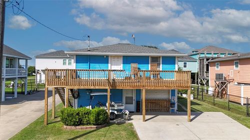 954 Palmetto Dr, Crystal Beach, TX, 77650 | Card Image
