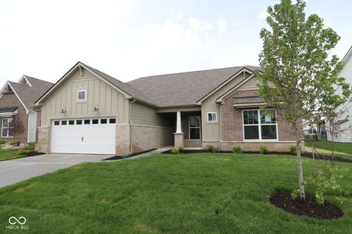 4250 Ironclad Dr, Bargersville, IN, 46106-5573 | Card Image