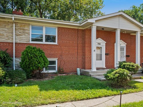 7753 N Nordica Ave, Niles, IL, 60714-3311 | Card Image