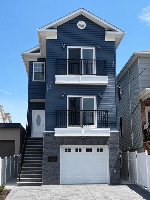 47 Cottage St, Bayonne, NJ, 07002-4333 | Card Image