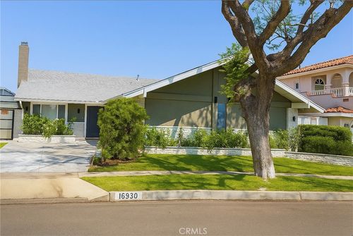 16930 Yvette Ave, Cerritos, CA, 90703-1235 | Card Image