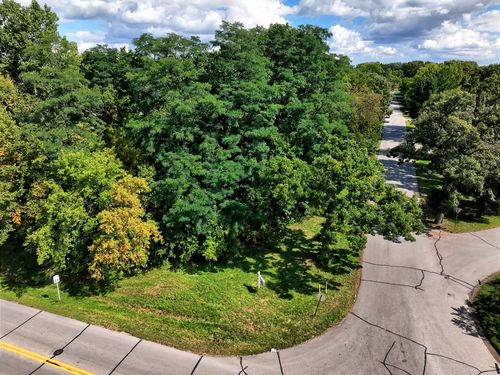 9367 Clover Rd, Genoa City, WI, 53128 | Card Image