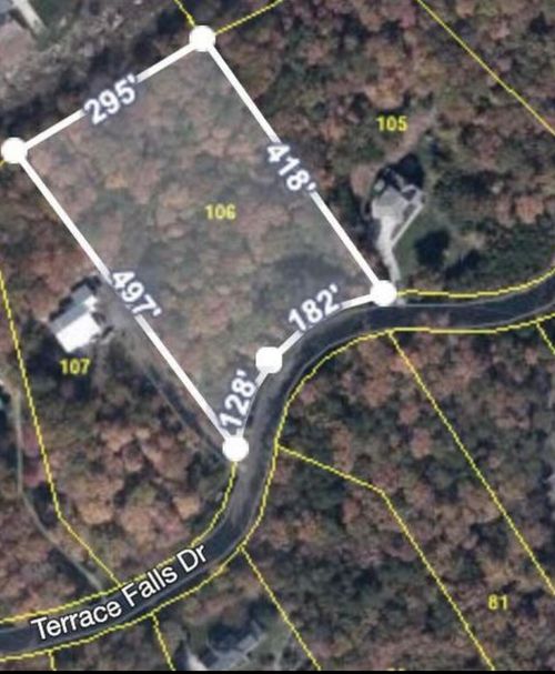 8911 Terrace Falls Dr, Soddy Daisy, TN, 37379-4549 | Card Image