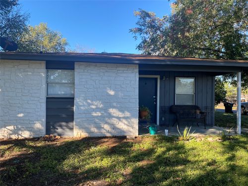 1001 W Haynie St, Llano, TX, 78643-1840 | Card Image