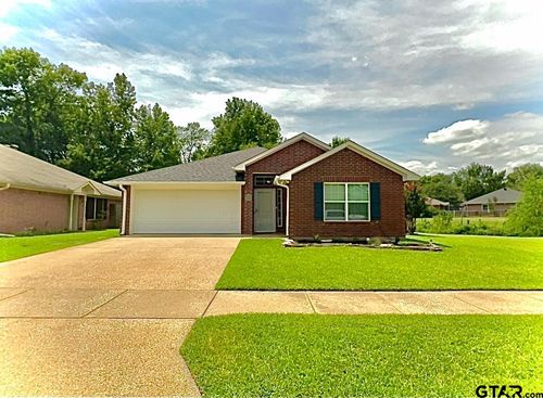 302 Willowbrook Lane, Whitehouse, TX, 75791 | Card Image