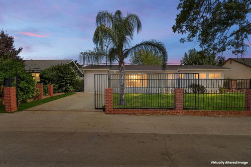 631 Las Palmas Avenue, Sacramento, CA, 95815 | Card Image