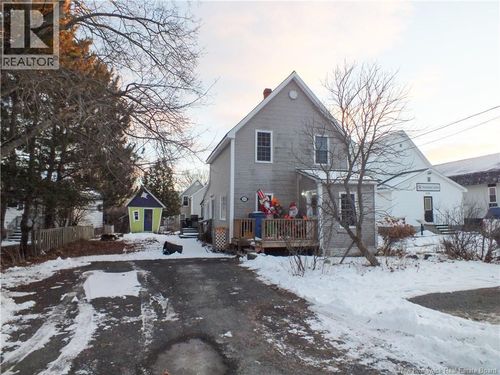 113 St James St, Woodstock, NB, E7M2T3 | Card Image