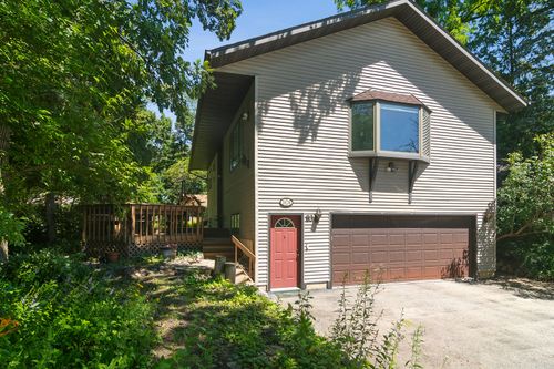 26736 N Circle Dr, Mundelein, IL, 60060-3466 | Card Image