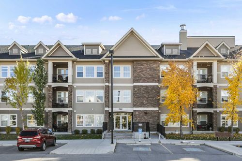 102-200 Cranfield Common Se, Calgary, AB, T3M1S2 | Card Image