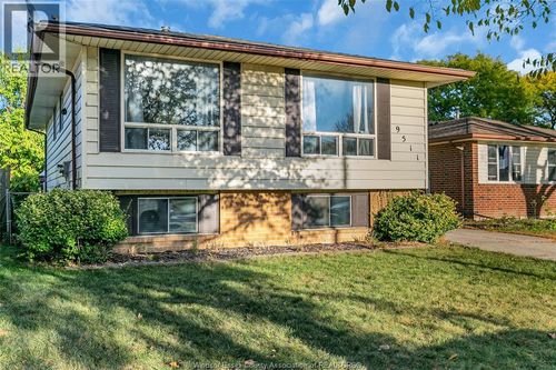 9511 Avery Lane, Windsor, ON, N8R2C1 | Card Image