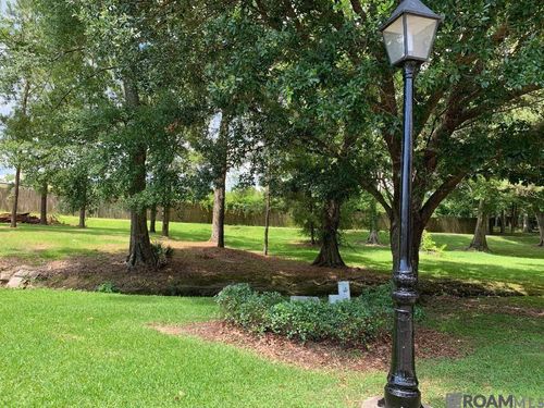 18722 Amen Cor, Baton Rouge, LA, 70810-8966 | Card Image