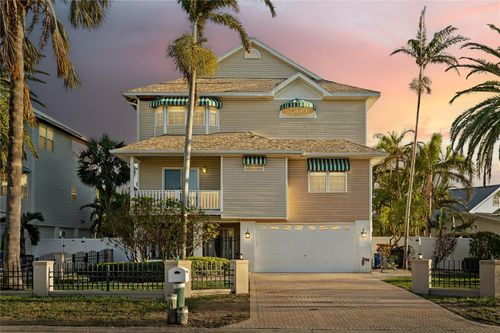 238 71st Ave, ST PETE BEACH, FL, 33706-1904 | Card Image