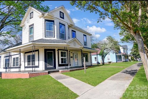 418 S Yadkin Ave, Spencer, NC, 28159-2208 | Card Image