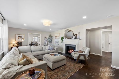 411 S Battleground Ave, Kings Mountain, NC, 28086-3603 | Card Image