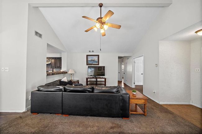 22303 Acorn Chase Dr, House other with 4 bedrooms, 2 bathrooms and 2 parking in Spring TX | Image 9