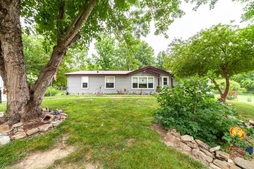 8900 W Sontag Dr, ROCHEPORT, MO, 65279-9451 | Card Image