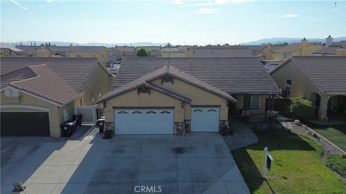 12623 Table Rock Ln, Victorville, CA, 92392-0513 | Card Image