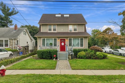 471 Pearl St, Oceanside, NY, 11572-1930 | Card Image