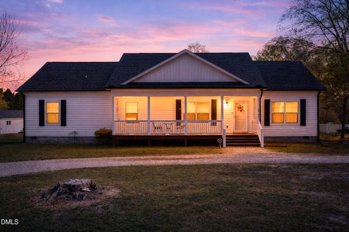 2795 Johnny Baker Rd, Willow Spring, NC, 27592-9013 | Card Image