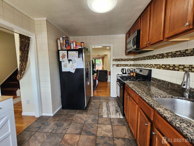 74 Probasco Rd, Townhouse with 3 bedrooms, 2 bathrooms and null parking in East Windsor NJ | Image 4