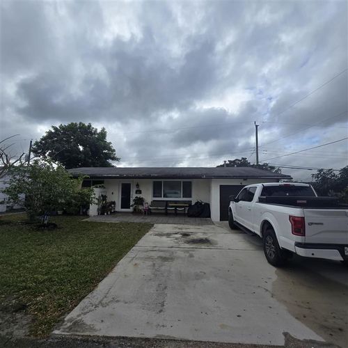 6828 Nw 29th Ct, Sunrise, FL, 33313-1007 | Card Image