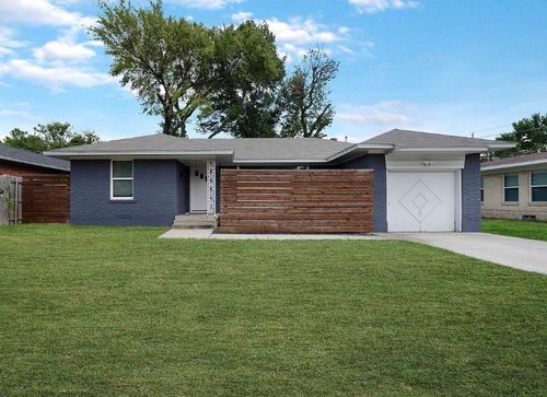 10208 San Lorenzo Dr, Dallas, TX, 75228-3027 | Card Image