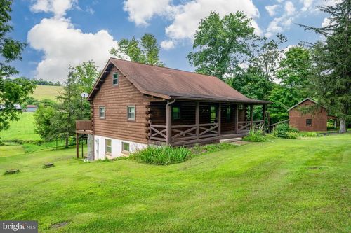 24 Forge Rd, WOMELSDORF, PA, 19567-9307 | Card Image