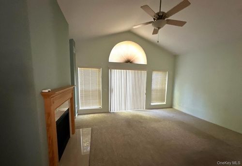 68 Louden Loop, Mount Sinai, NY, 11766-3410 | Card Image