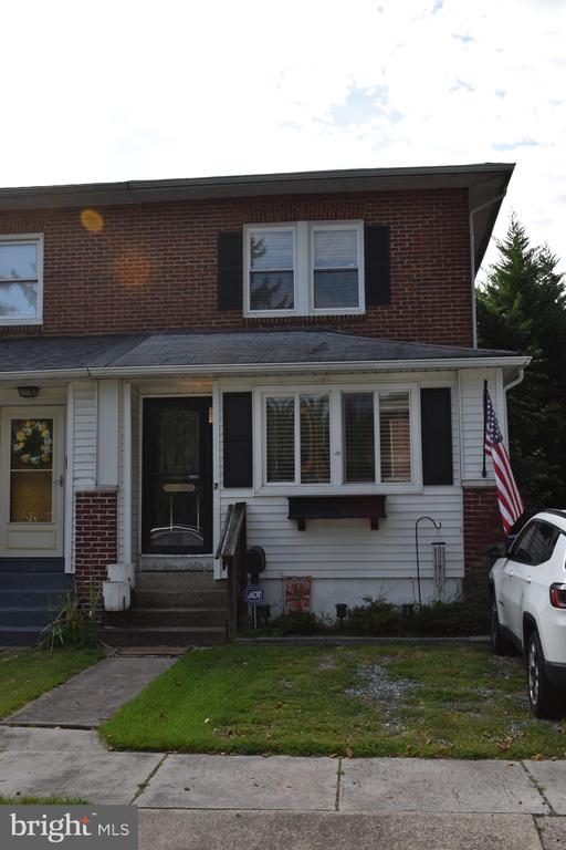 Laurel Ave, Florence, NJ 08518