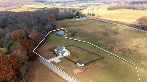 1020 Loggins Rd, Charlotte, TN, 37036-6206 | Card Image