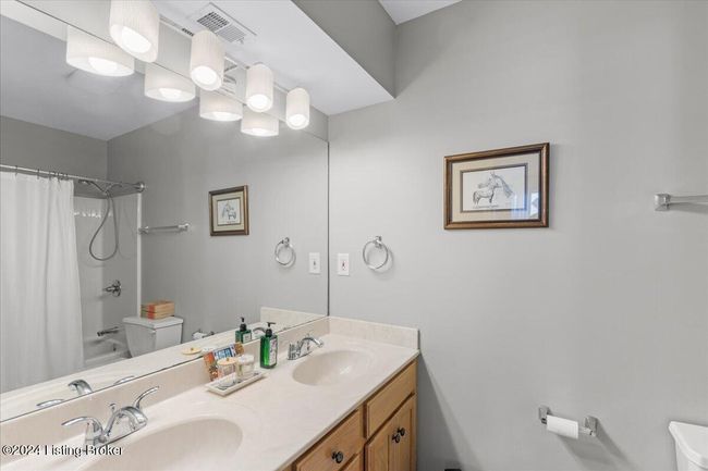 102 - 945 Baxter Ave, Townhouse with 2 bedrooms, 4 bathrooms and null parking in Louisville KY | Image 27