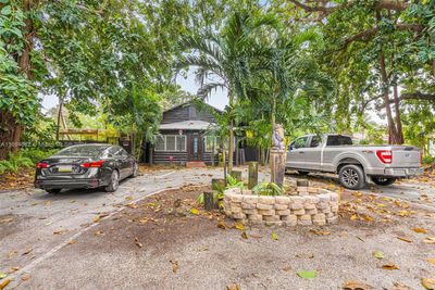 630 Ne 121st St, House other with 4 bedrooms, 3 bathrooms and null parking in Biscayne Park FL | Image 2