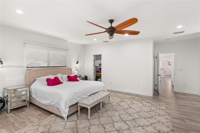 13505 Sw 83 Rd Ct, House other with 4 bedrooms, 4 bathrooms and null parking in Pinecrest FL | Image 41