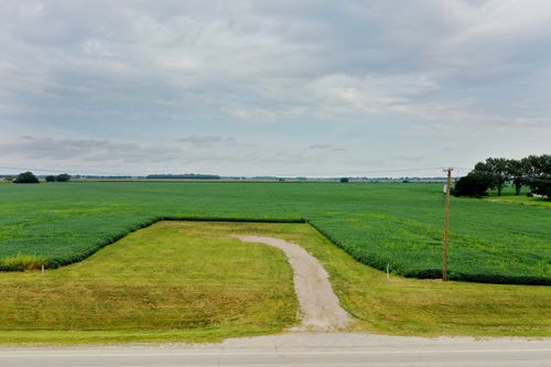 10561 W State Route 17, Bonfield, IL, 60913-7289 | Card Image