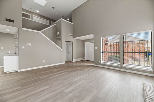 6205 Bellaire Dr S, Fort Worth, TX, 76132-1141 | Card Image