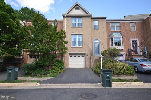 12319 Fox Lake Ct, FAIRFAX, VA, 22033-2855 | Card Image
