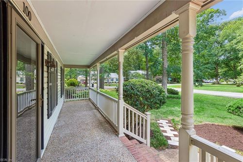 100 Accomac Turning, Yorktown, VA, 23693-2600 | Card Image