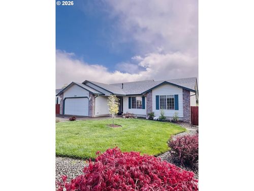 1234 E Fourth Ave, Sutherlin, OR, 97479-9644 | Card Image