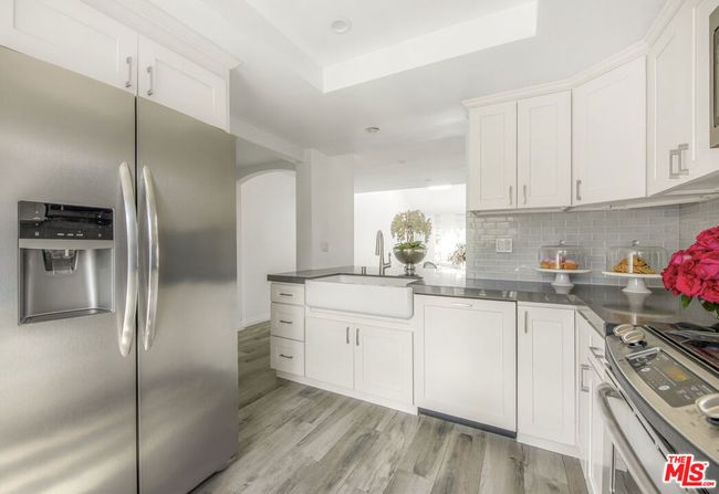 38 Sea Island Dr, Condo with 2 bedrooms, 2 bathrooms and 2 parking in Newport Beach CA | Image 9