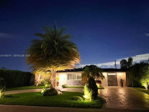 7180 Sw 11th St, Pembroke Pines, FL, 33023-1653 | Card Image